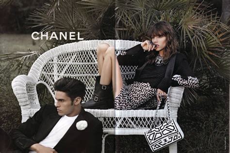 chanel spring summer 2011|chanel spring 2011 band.